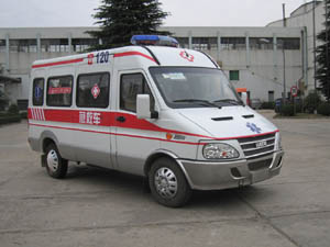 NJ5046XJH2N14型救护车