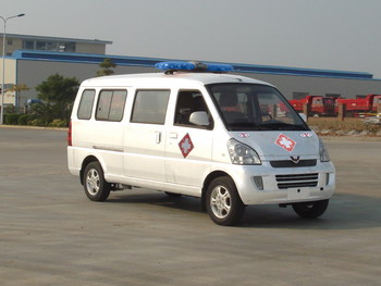 LZL5029XJHBF型救护车