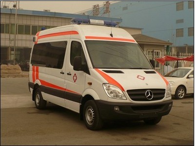BBL5041XJH型救护车图片