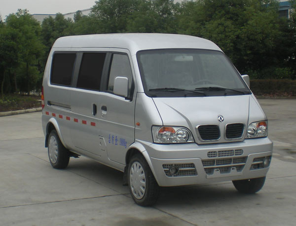 EQ5021XXYF13型厢式运输车