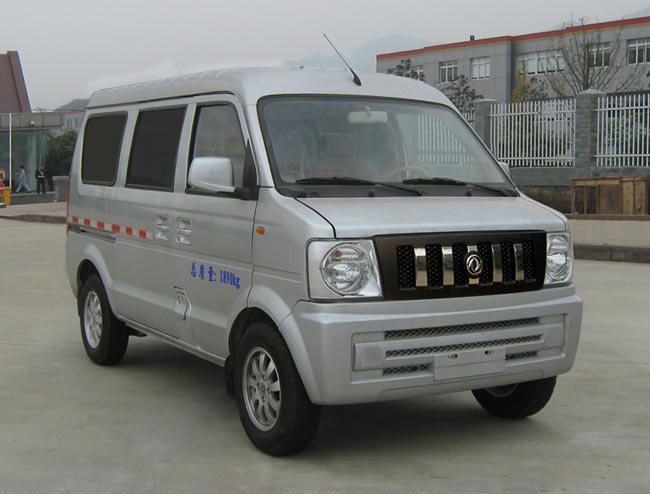 EQ5022XXYF10型厢式运输车