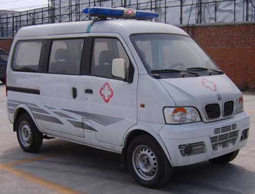 东风救护车图片