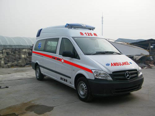 组图：宁波凯福莱特种汽车救护车图片