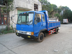 福建平和龙溪车辆LX5815PDA型自卸低速货车