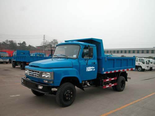 NJP5820CD6型自卸低速货车