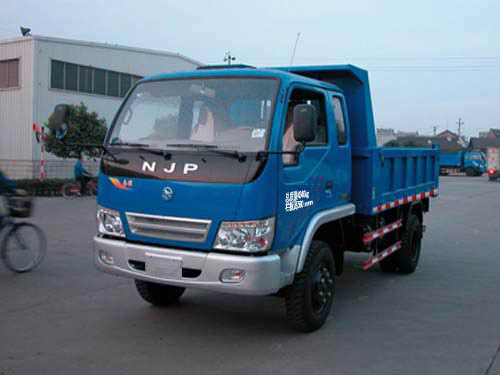 NJP4015PD6型自卸低速货车