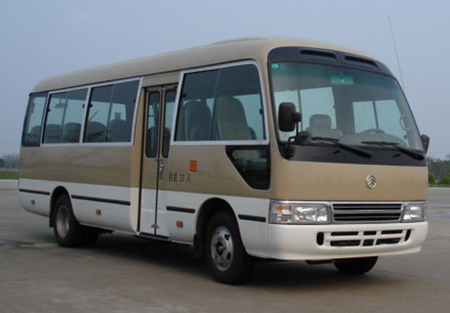 XML6700J18N型客车