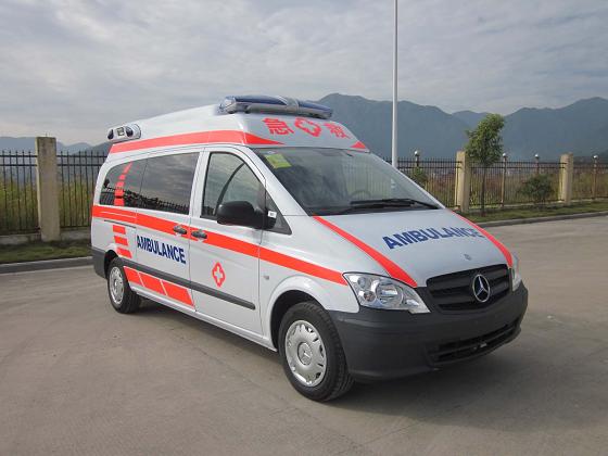 GDY5039XJHV型救护车