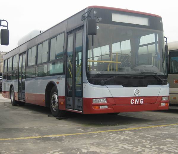 XML6115J18CN型城市客车