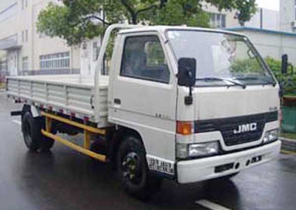 JX1050TG24型载货汽车