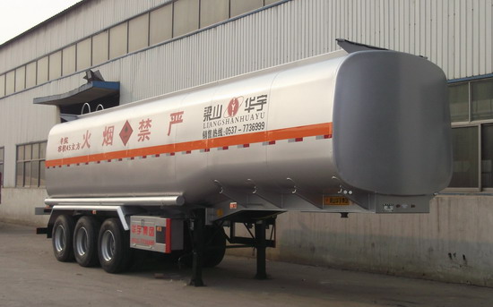 华宇达易燃液体罐式运输半挂车图片