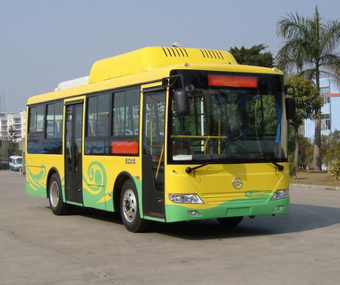 XML6805J18CN型城市客车