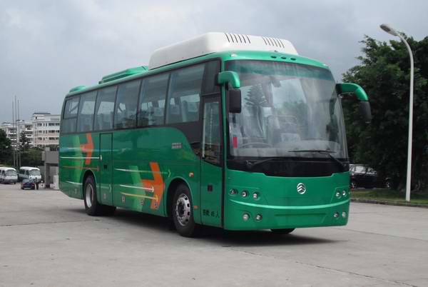 XML6103J28N型客车