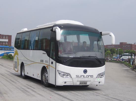 SLK6802F5AN型客车