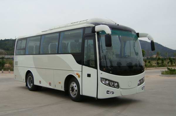 XML6757J28N型客车