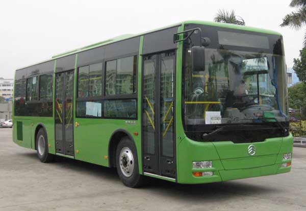 XML6105JHEV38C型混合动力城市客车