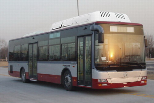 XML6125JHEV38CN型混合动力城市客车