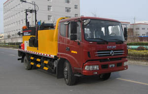 LMT5160TYHZ型东风多利卡路面养护车