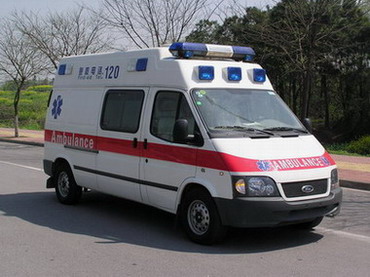 SZY5036XJH2型救护车
