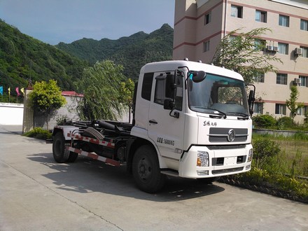 YWQ5160ZXX型东风天锦车厢可卸式垃圾车