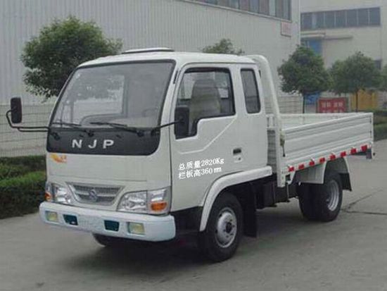 NJP2810P8型低速货车
