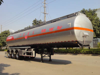 YQ9404GRYDLA型易燃液体罐式运输半挂车图片