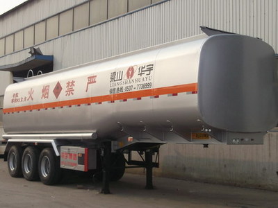 LHY9408GRY型易燃液体罐式运输半挂车图片