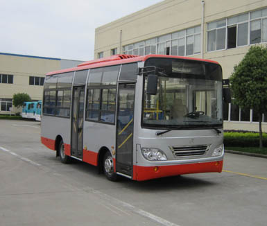 XQX6735D4GEQ型城市客车