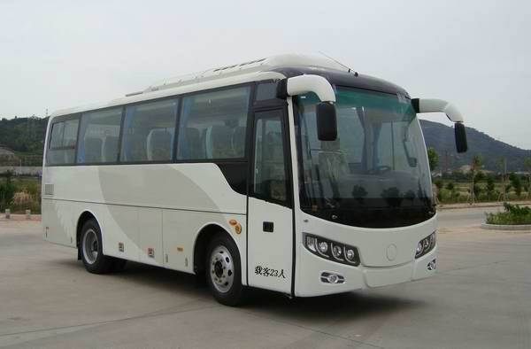 XML6757J28型客车