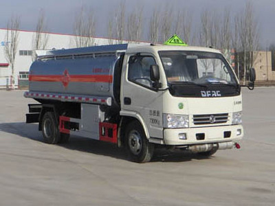 HLQ5070GJYD4型加油车图片