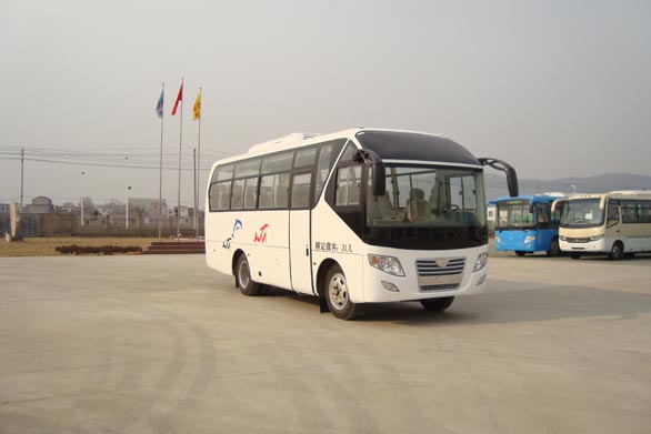 CHG6752EKB型客车