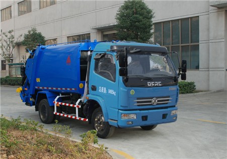CGJ5082ZYS型东风多利卡压缩式垃圾车