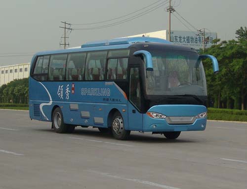 LCK6859HQD1型客车