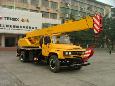 长江20-25万6.3吨起重车
