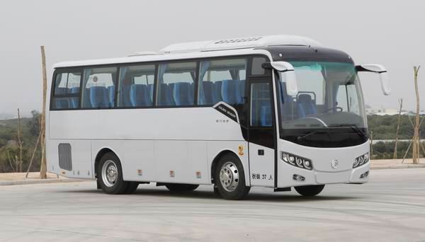 XML6857J28N型客车