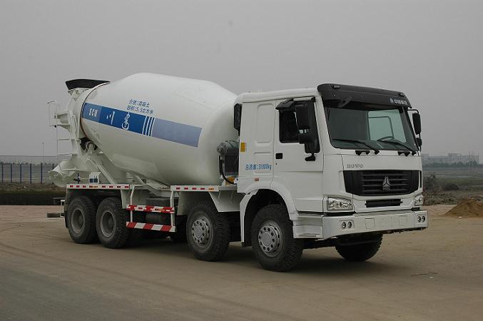 SCM5310GJBHO4型中国重汽豪沃前四后八混凝土搅拌运输车