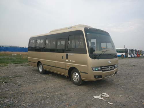 新疆中通客车XJ6660D4型东风风尚两用客车