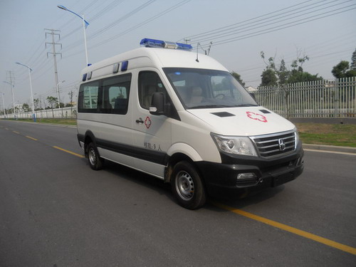 组图：扬州亚星客车救护车图片