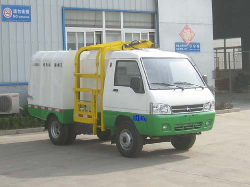 KMC5030ZZZEVA23D型纯电动自装卸式垃圾车
