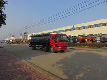 DTA5250GFWCA型腐蚀性物品罐式运输车