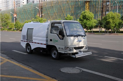 CGJ5020TYHBEV型纯电动路面养护车