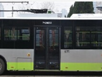 WG6124BEVH型纯电动城市客车图片
