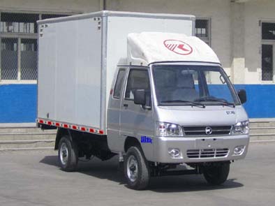 KMC5030XXYA26P4型厢式运输车