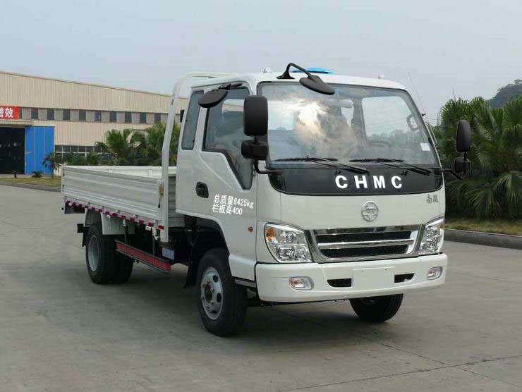 CNJ1080ZP33M型载货汽车