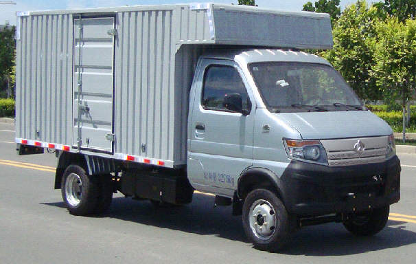 SC5035XXYDA4型长安神骐单排微卡厢式运输车