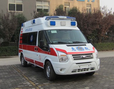 XLG5048XJHCY4型救护车