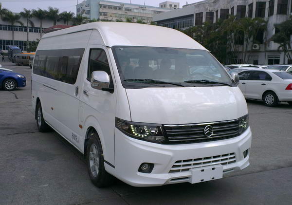 XML6609JEV60型纯电动客车