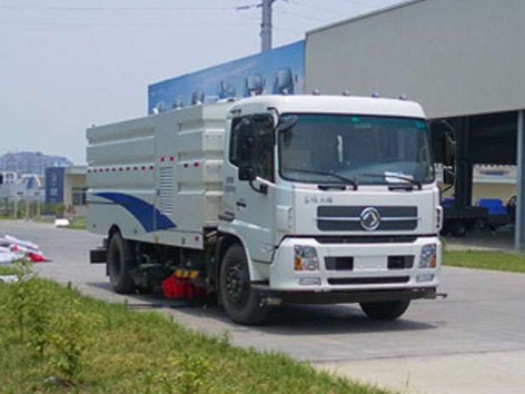 NJP5160TXS50M型东风天锦洗扫车