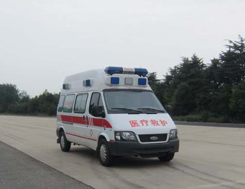 XLG5040XJHCY4型救护车