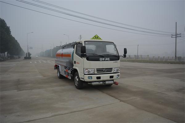 HFV5070GJYDFA4型东风小多利卡5吨加油车
